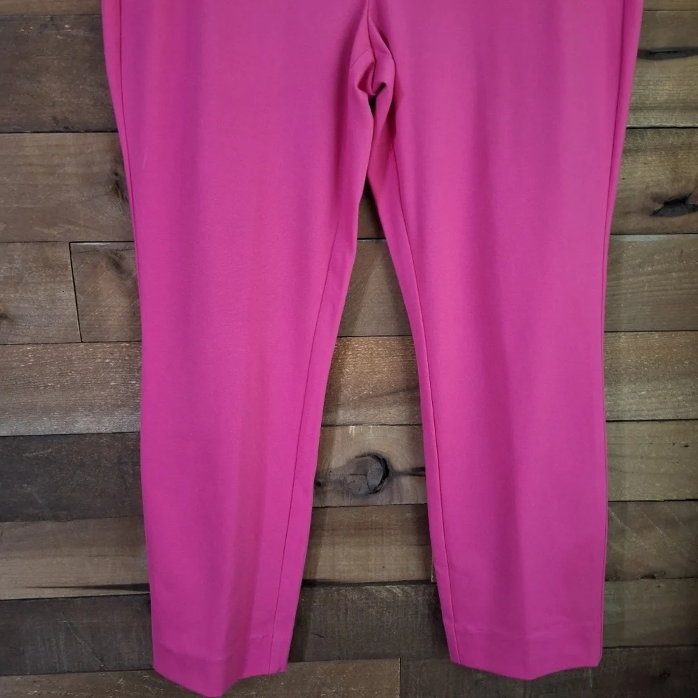 WHBM Jolie Hot Pink Straight Leg Ankle Pants with Gold Button Detail – Size 10R